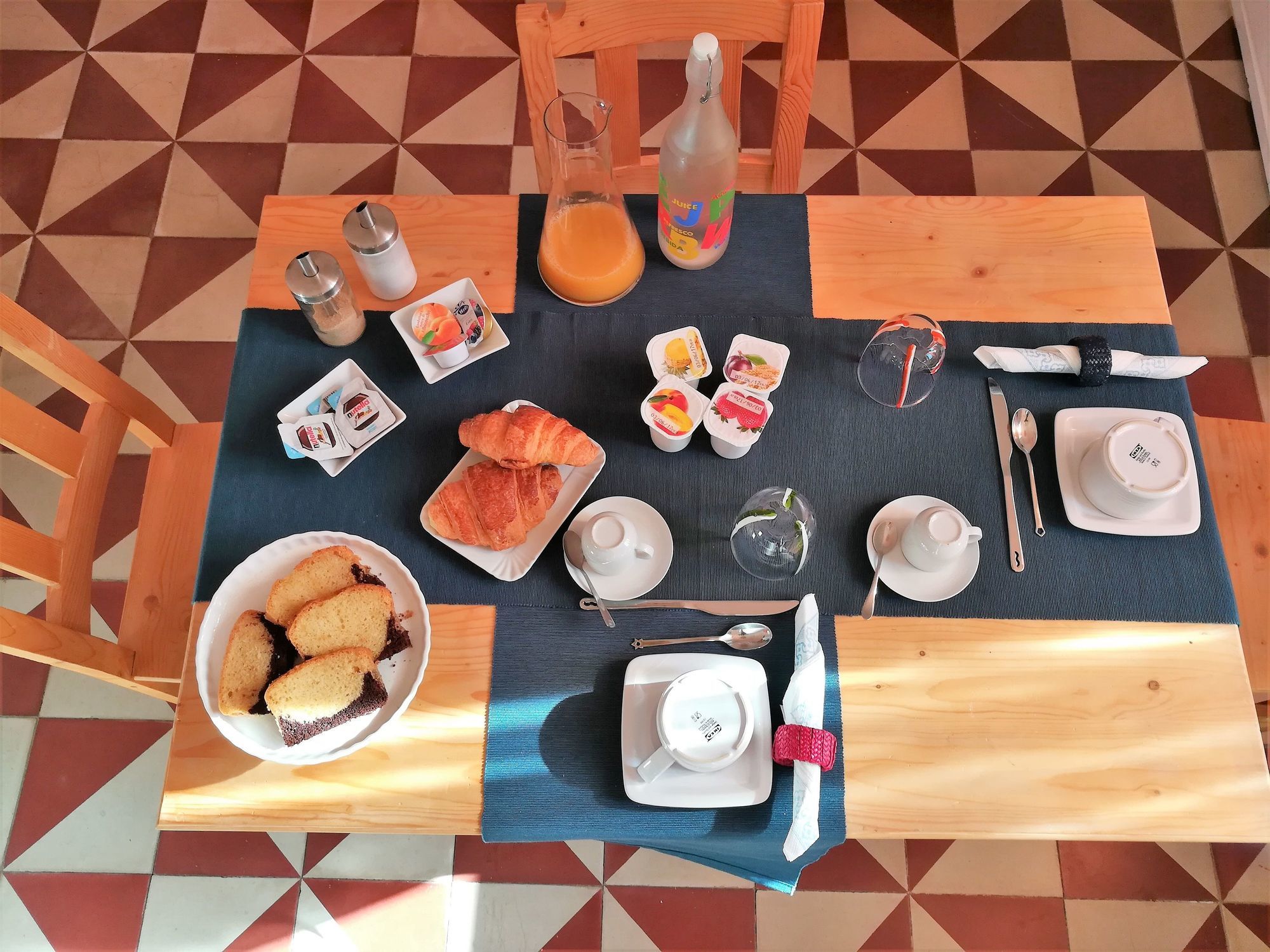 Terra Del Sole Bed & Breakfast Trani Restoran gambar