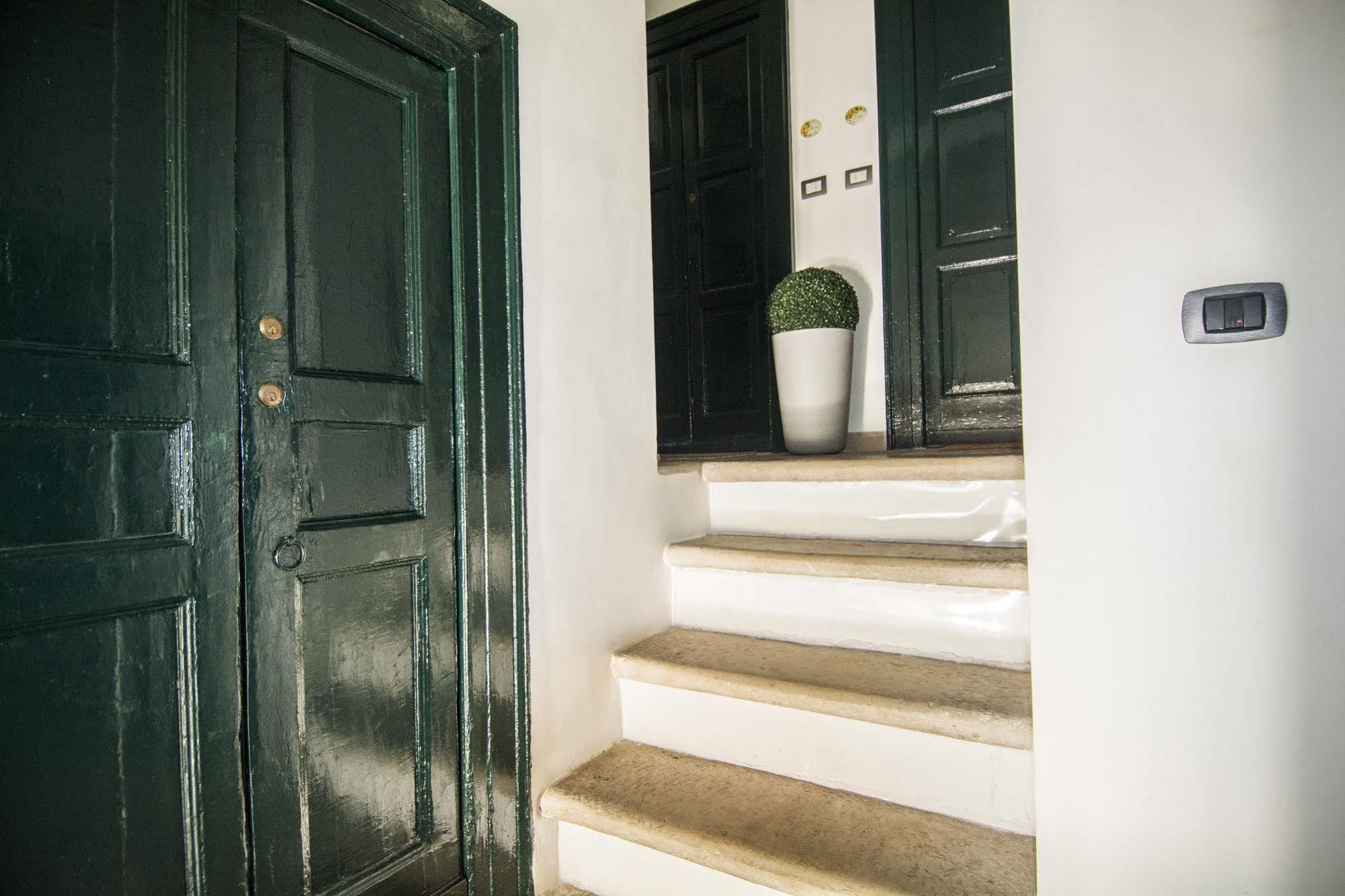 Terra Del Sole Bed & Breakfast Trani Luaran gambar